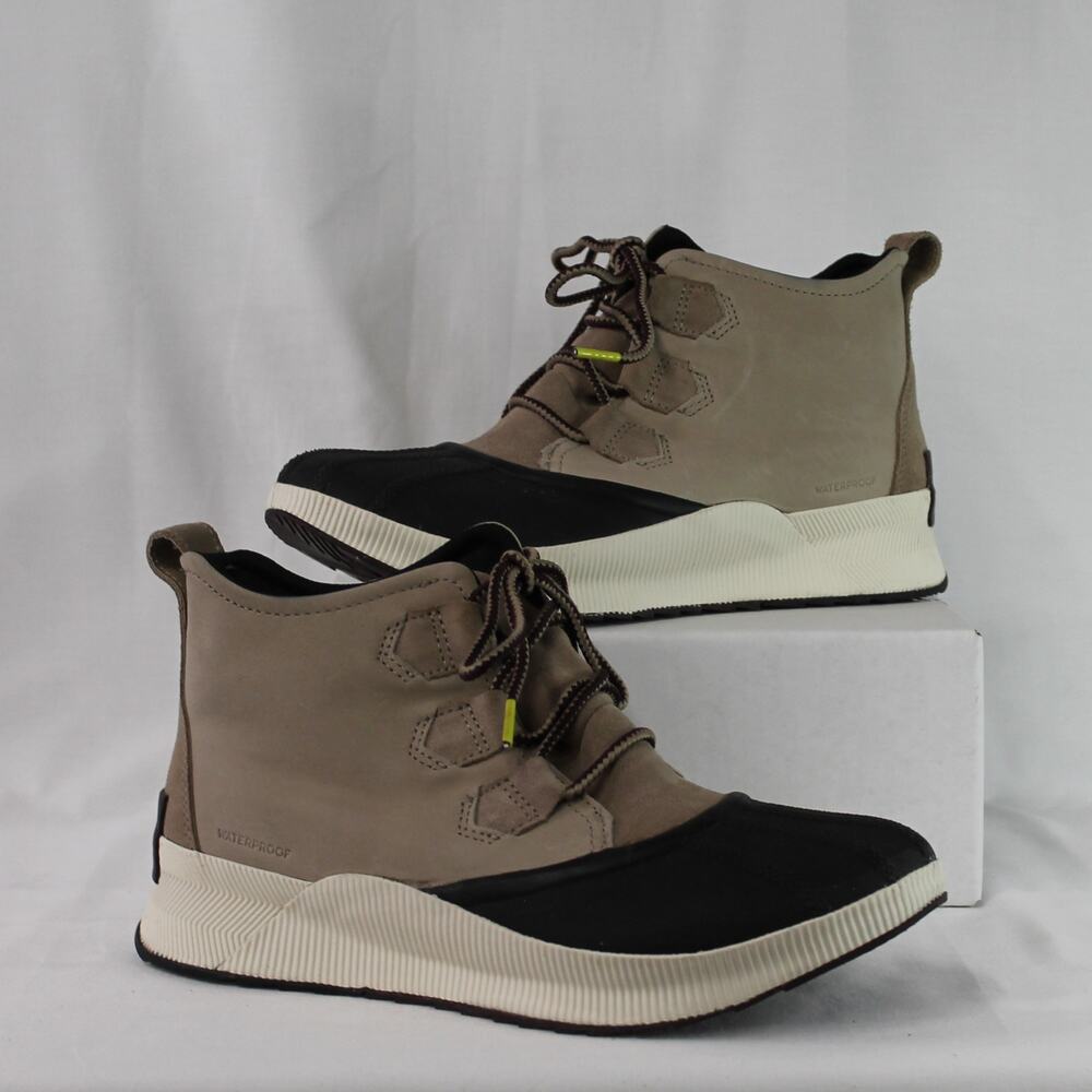 *NEW WITHOUT BOX* SOREL OUT 'N ABOUT III CLASSIC BOOT